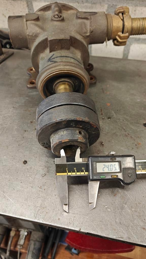 Waterpomp Jabsco 6400-0001 Impeller Pomp met koppeling 24mm, Ophalen of Verzenden, Gebruikt, Motor en Techniek, Zeilboot of Motorboot