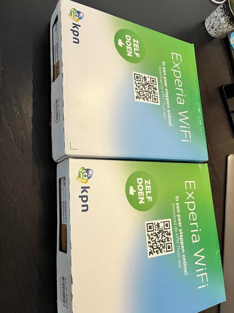 KPN Experia WiFi Versterker (2 stuks) met voeding en UTP, Verzenden, Zo goed als nieuw