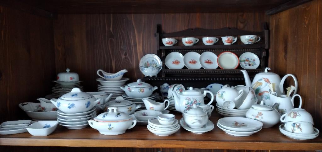 Kinder/poppen serviezen, Ophalen