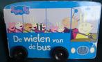 Peppa Pig - De wielen van de bus(kartonboek)^^, Boeken, Ophalen of Verzenden, Zo goed als nieuw