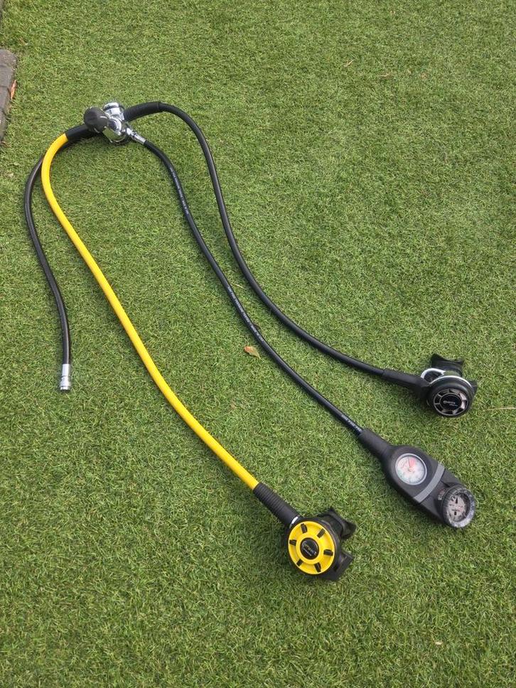 Mares Ademautomaat met Suunto Manometer & Kompas, Watersport en Boten, Duiken, Gebruikt, Overige typen, Ophalen of Verzenden