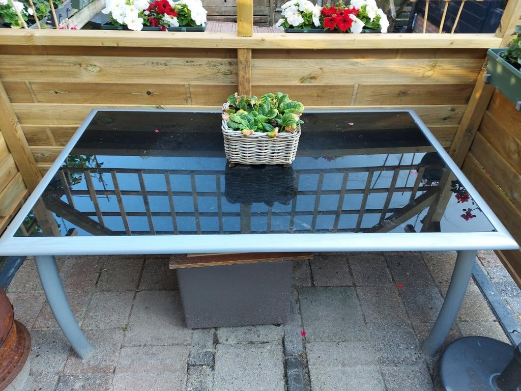 Tuintafel aluminium, Ophalen