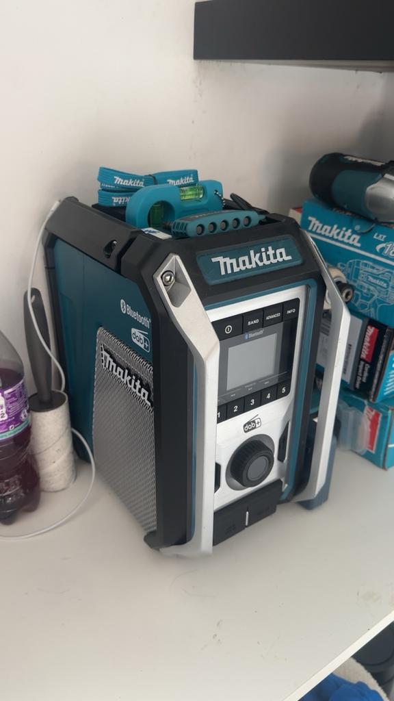 Makita Bouwradio DAB+ Bluetooth LXT CXT, Ophalen of Verzenden, Nieuw, Bouwradio