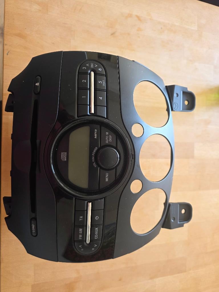 Mazda 2 2011 radio, Ophalen, Gebruikt