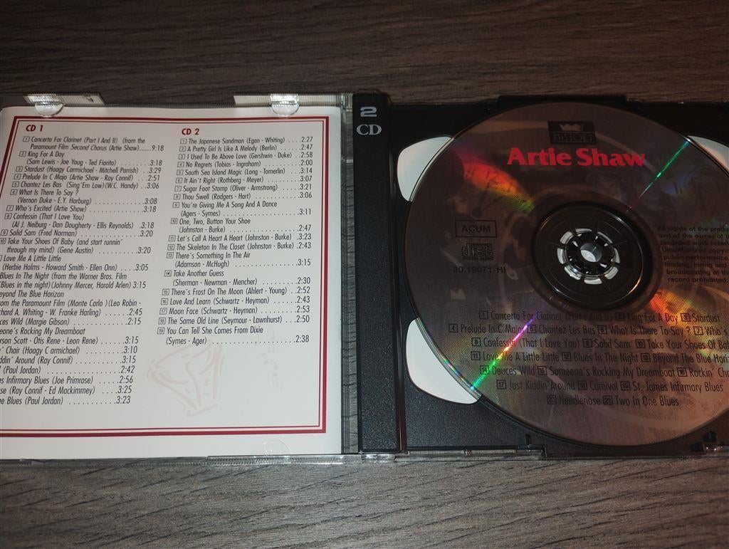 Artie Shaw ‎– Who's Excited [2 CD], Cd's en Dvd's, Ophalen of Verzenden, 1980 tot heden, Zo goed als nieuw, Jazz