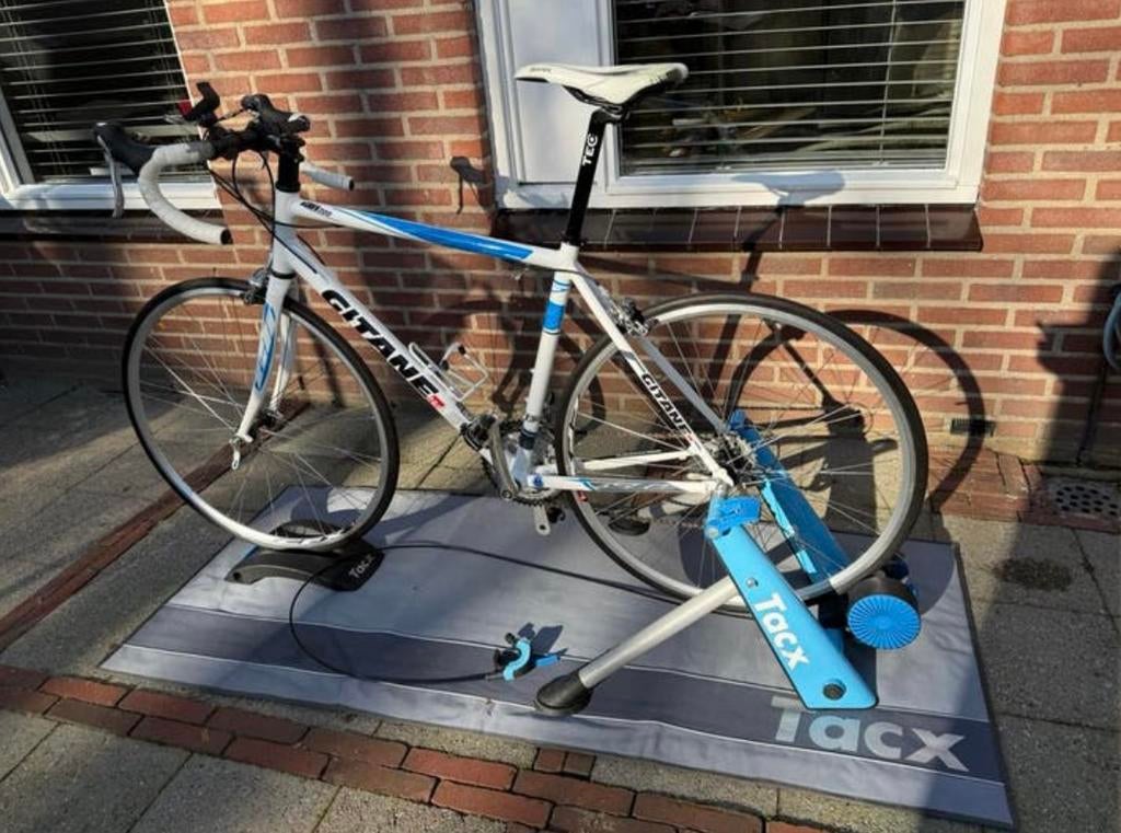 Tacx indoor trainer + accessoires, Zo goed als nieuw, Meer dan 20 versnellingen, 53 tot 57 cm, Ophalen