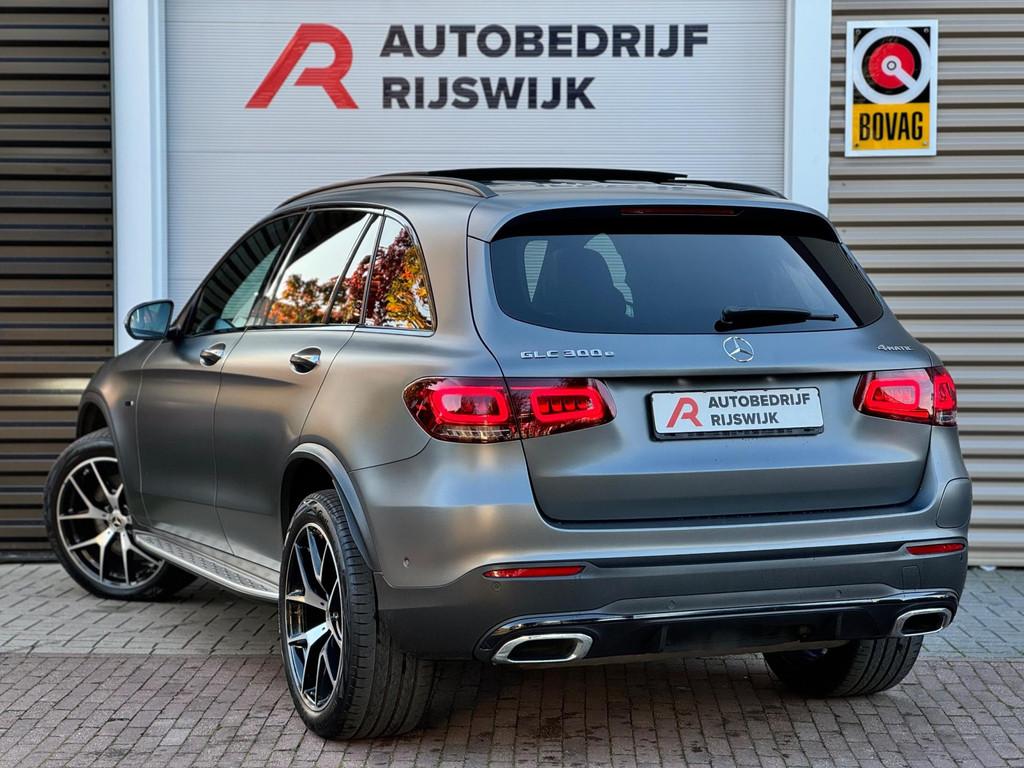 Mercedes-Benz GLC-klasse 300e 4MATIC Premium Plus Luchtverin, Auto's, Mercedes-Benz, Automaat, Gebruikt, 4 cilinders, Vierwielaandrijving