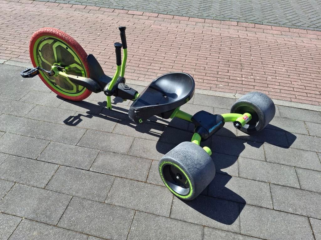 Groene Drift Trike met Rode Band - Zo Goed als Nieuw, Kinderen en Baby's, Speelgoed | Buiten | Voertuigen en Loopfietsen, Ophalen