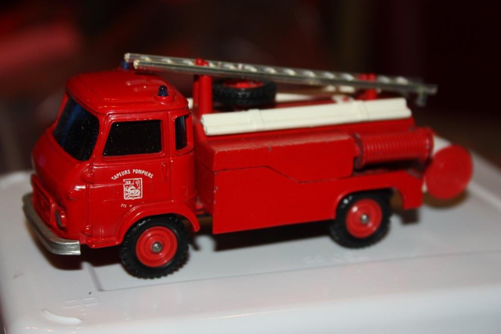 Solido, Ophalen of Verzenden, Zo goed als nieuw, Auto, Solido