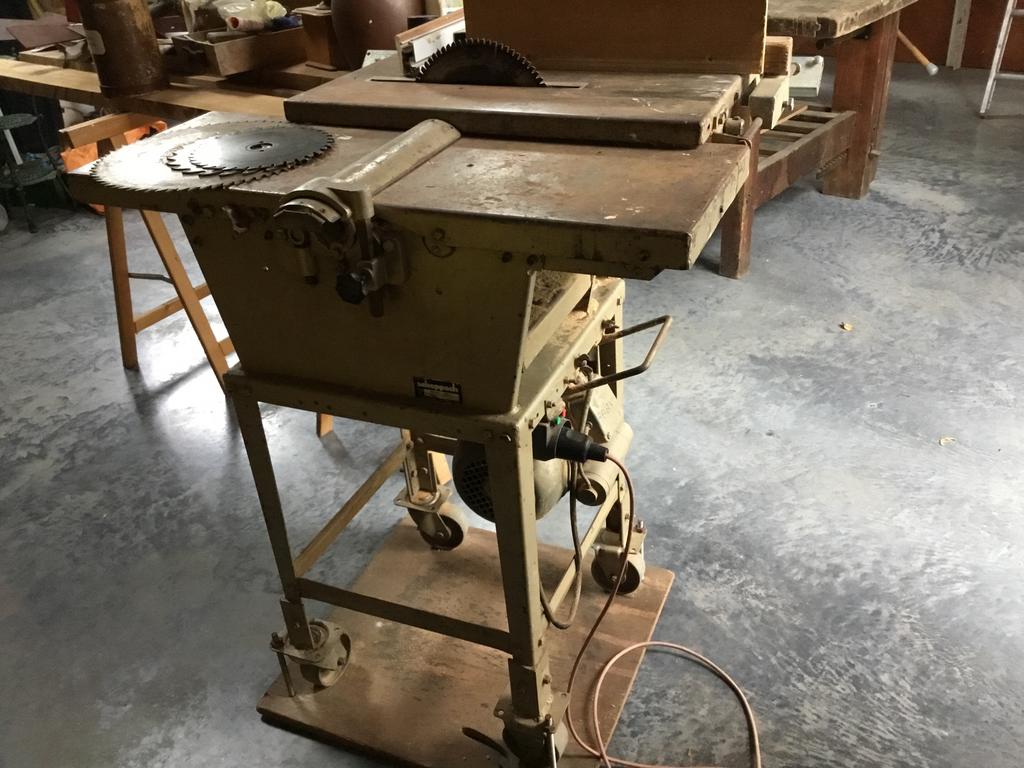 Zaagmachine, Doe-het-zelf en Verbouw, Gereedschap | Zaagmachines, Ophalen, 1200 watt of meer, Afkortzaag, 70 mm of meer