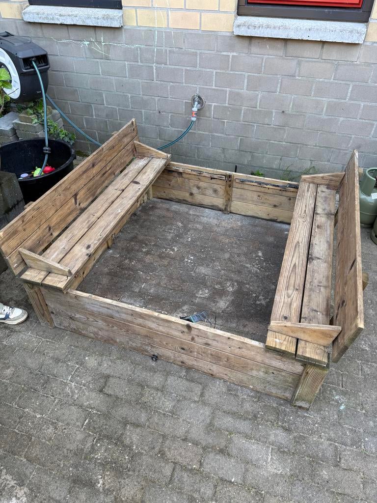 Houten zandbak met deksel en afdekzeil, Ophalen, Gebruikt