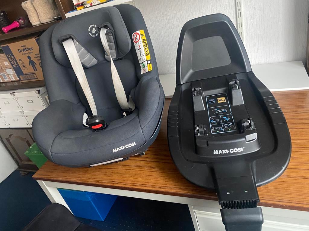 Maxi Cosi kinderzitje en Maxi Cosi Isofix Baseplate Fix 2., Ophalen, Gebruikt