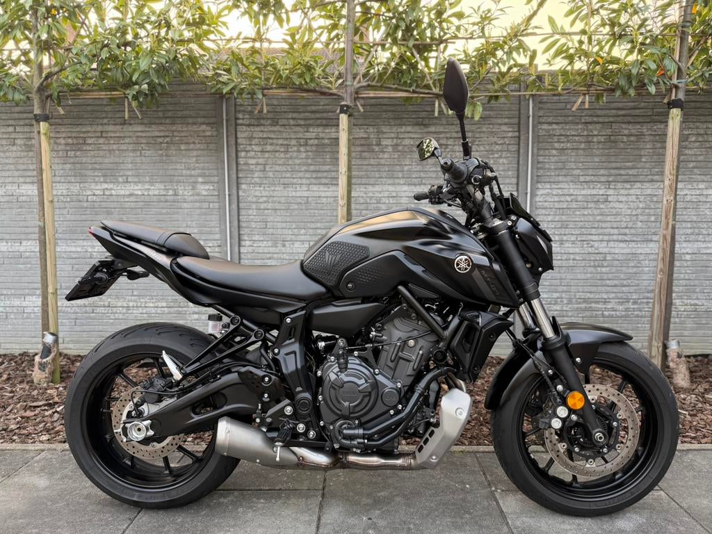 YAMAHA MT 07 Tech Black / 2024 / TFT / 3400KM / Garantie 29/, Motoren, Motoren | Yamaha, 2 cilinders, Particulier, Meer dan 35 kW