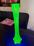 Art Deco Uranium Glas Vaas Jaren '20 - 40cm Hoog, Ophalen of Verzenden
