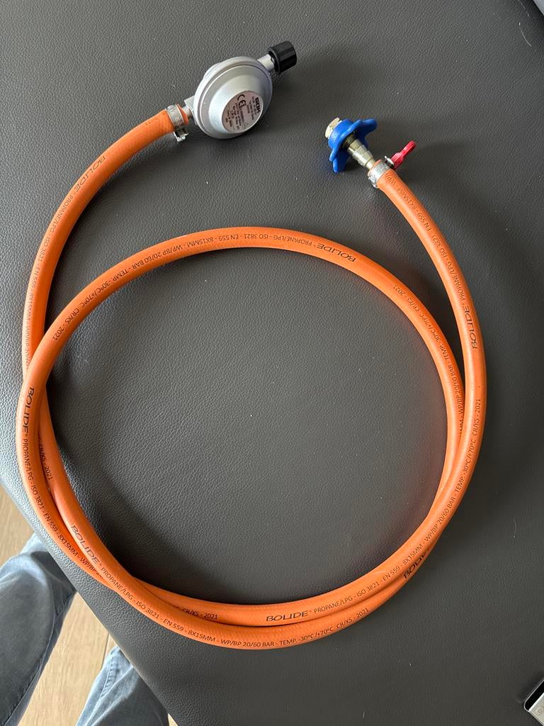 Gasdrukregelaar met slang voor gasfles, Ophalen, Gebruikt