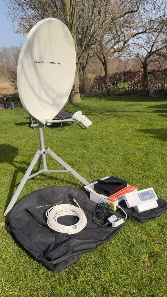 Travel Vision R6 incl CanalDigital tuner/recorder, Ophalen, Gebruikt