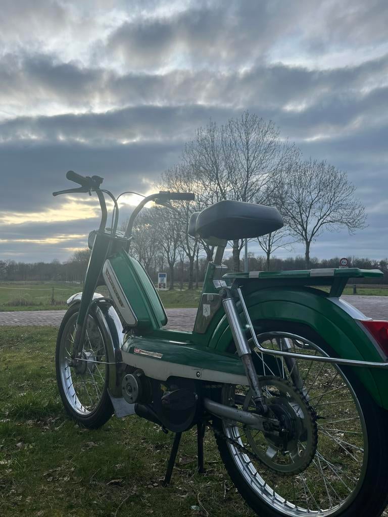 Originele Peugeot 103 | oldtimer | geel kenteken, Fietsen en Brommers, Brommers | Oldtimers, Ophalen, Overige merken