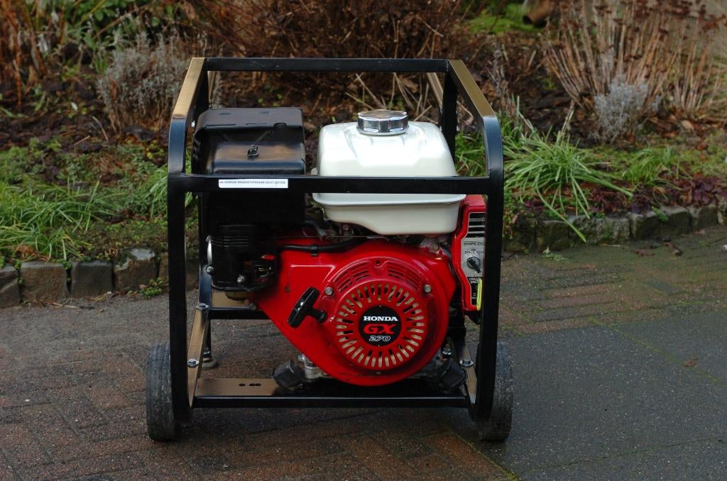 Honda aggregaat 4 KVA elektrisch gestart., Ophalen, Gebruikt, Minder dan 5 kVA, Benzine