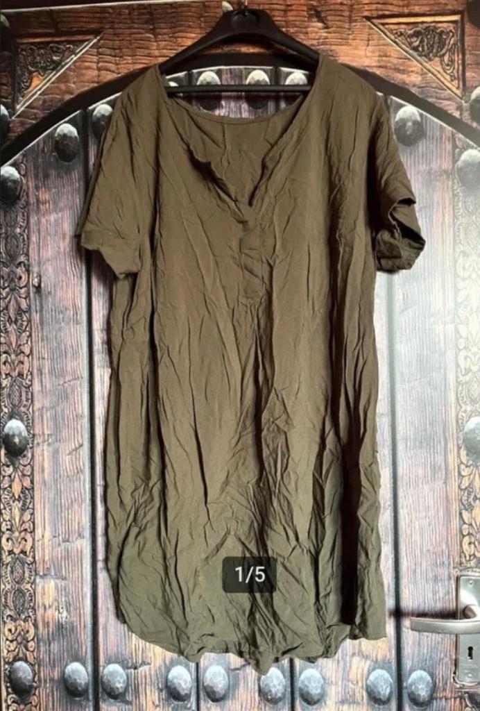 Leuke khaki kleurige tuniek/jurk maat 44 nu 14,99€, Kleding | Dames, Blouses en Tunieken, Noidea, Maat 42/44 (L), Ophalen of Verzenden
