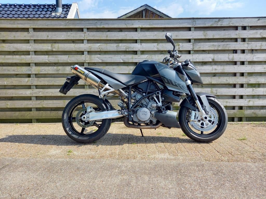 KTM 990 Super Duke - Goed onderhouden, face lift model
