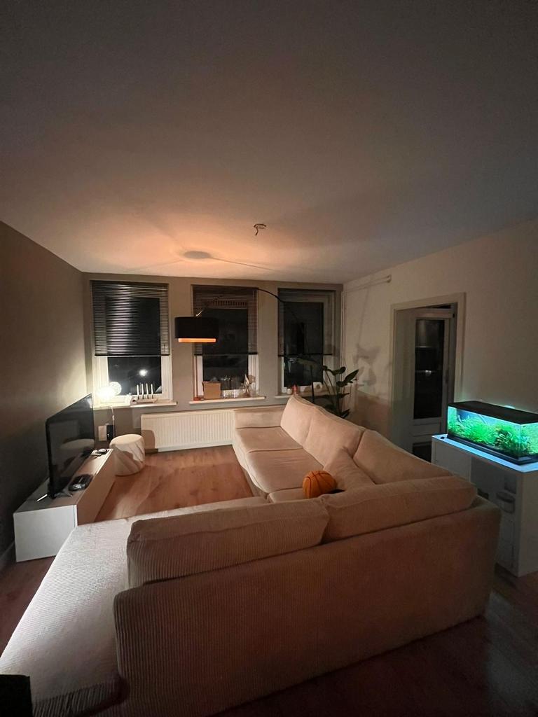 Beige hoekbank weert, Huis en Inrichting, Ophalen, 250 tot 300 cm, Gebruikt, Hoekbank