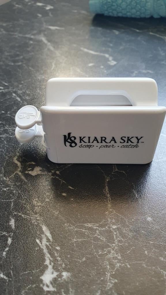 Kiara Sky Recycling System, Ophalen of Verzenden, Nieuw, Blauw, Handen en Nagels