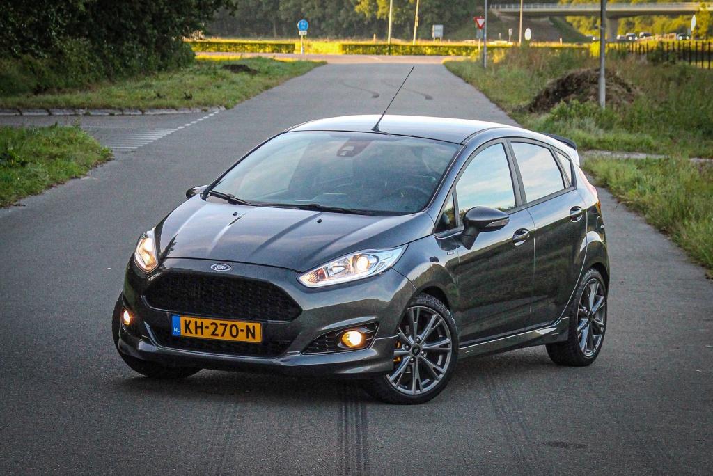 Ford Fiesta ST Line ST Interieur/Recaro/Clima/Stoelverwarmin, Voorwielaandrijving, 101 pk, Euro 6, 23 km/l
