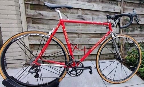 Colnago Thron superissimo, 28 inch, Gebruikt, Staal, Meer dan 20 versnellingen
