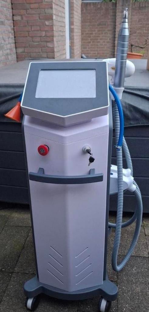 Picosecond laser en diode ice ontharing laser 808 NIEUWSTAAT, Witgoed en Apparatuur, Persoonlijke-verzorgingsapparatuur, Ophalen