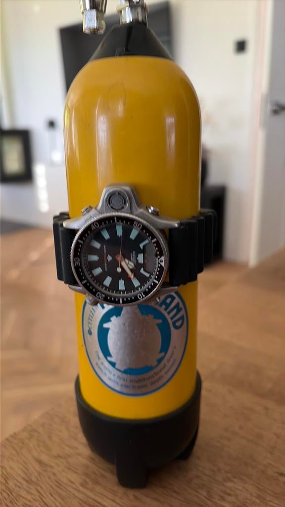 Duikhorloge, Watersport en Boten, Duiken, Ophalen of Verzenden, Zo goed als nieuw
