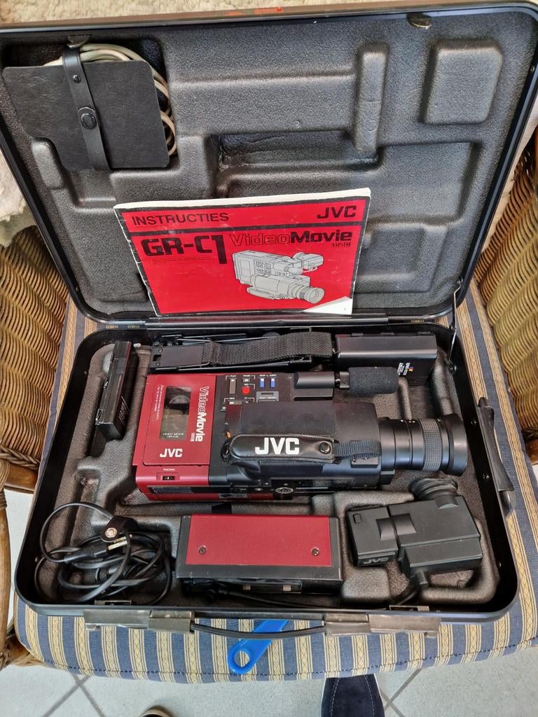 Twee film camera's compleet met koffer en tas en toebehoren, Audio, Tv en Foto, Fotografie | Fototassen, Ophalen, Schoudertas