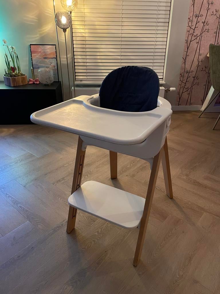 Kinderstoel Stokke Steps (soort Tripp Trapp) met bouncer., Ophalen, Gebruikt, Meegroeistoel, Gordel(s)