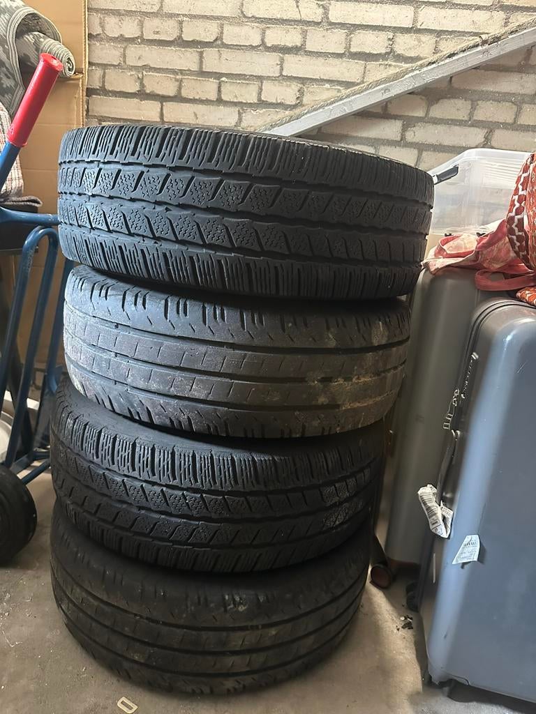 4 continental banden + stalen velgen., Auto-onderdelen, Banden en Velgen, 16 inch, Banden en Velgen, Ophalen of Verzenden, 235 mm