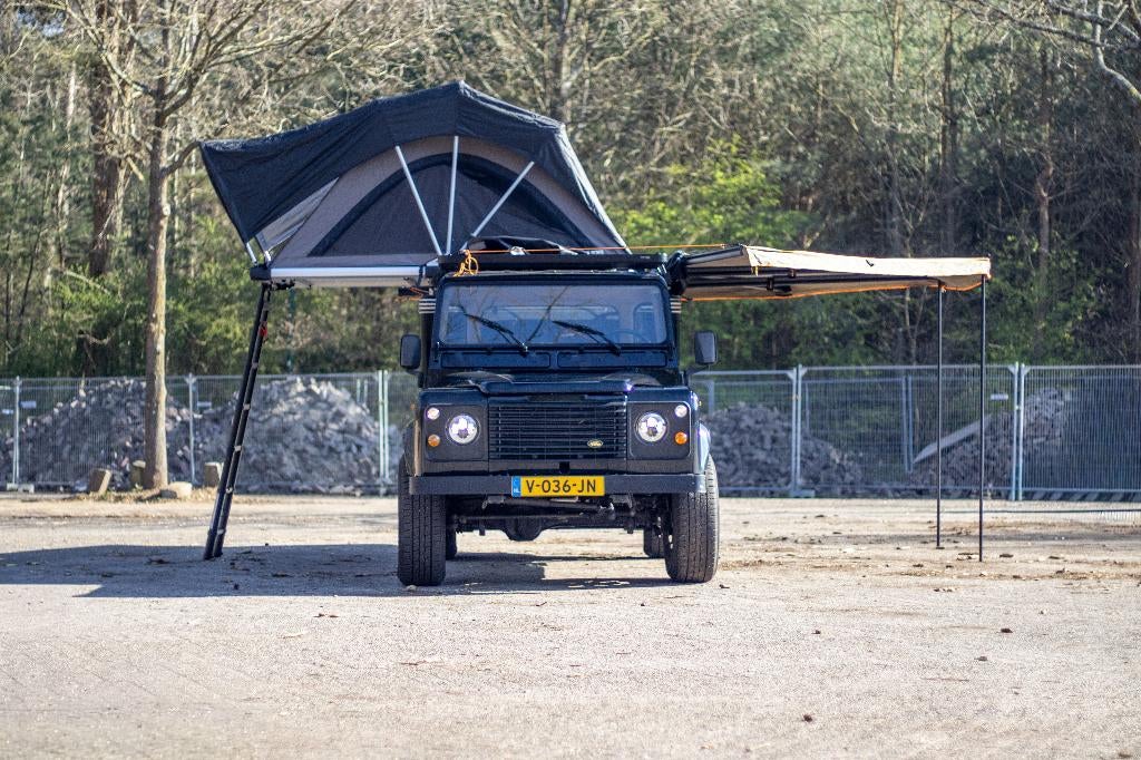 Landrover DEFENDER €52.500! V8 1985 Bezine Belastingvrij!, Auto's, Bestelauto's, 1940 kg, Land Rover, 8 cilinders, Leder en Stof