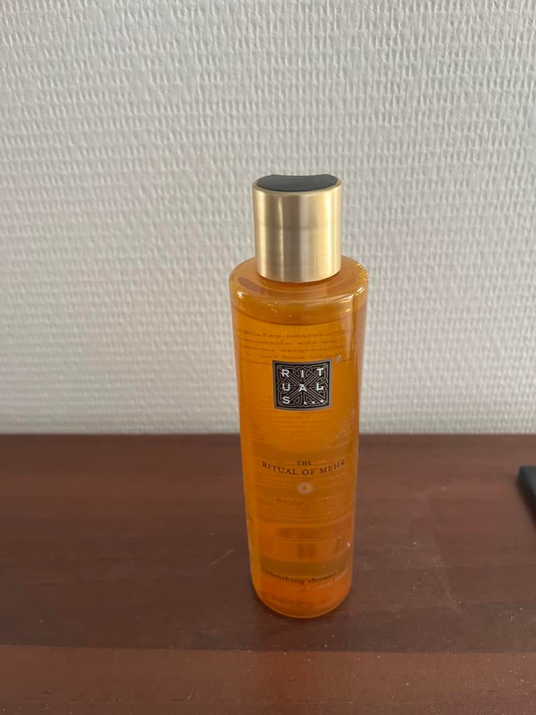 THE RITUAL OF SAKURA Shower Oil 200 ml, Ophalen of Verzenden, Nieuw, Bad & Douche