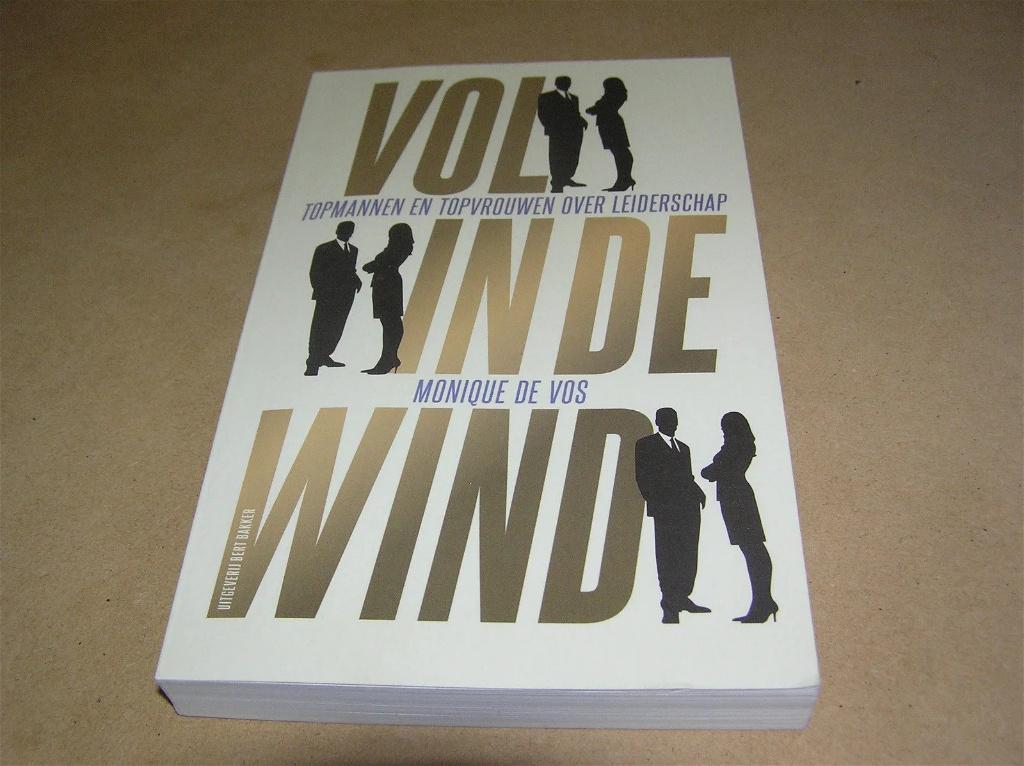 Vol in de wind- Monique de Vos, Ophalen of Verzenden, Zo goed als nieuw, Monique de Vos