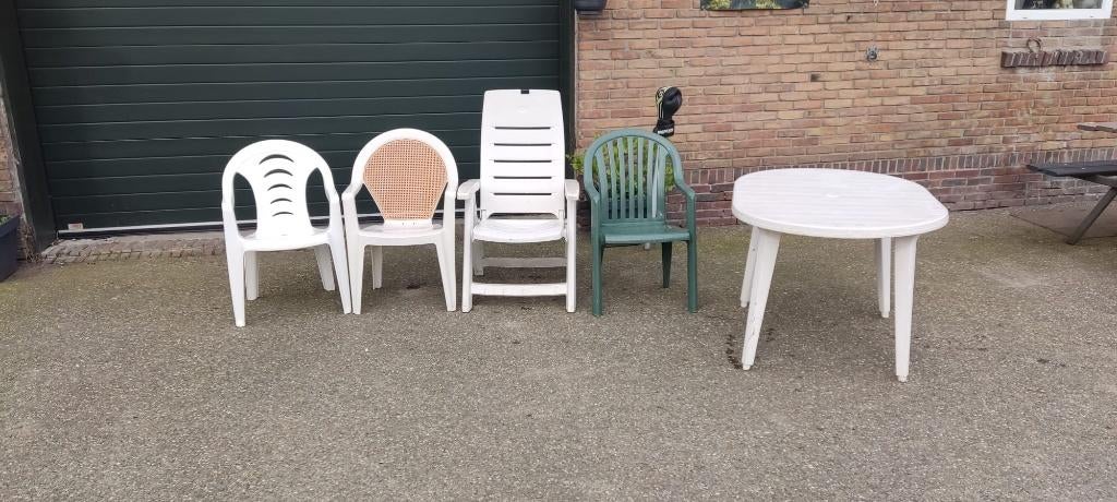 Tuinstoelen en tuintafels, Tuin en Terras, Tuinstoelen, Gebruikt, Kunststof, Inklapbaar, Ophalen