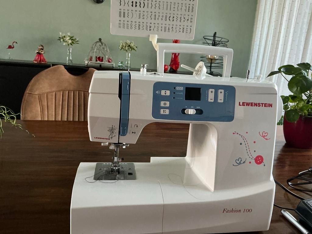 Lewenstein Fashion 100 Naaimachine - Zo goed als nieuw, Ophalen, Zo goed als nieuw, Naaimachine, Lewenstein
