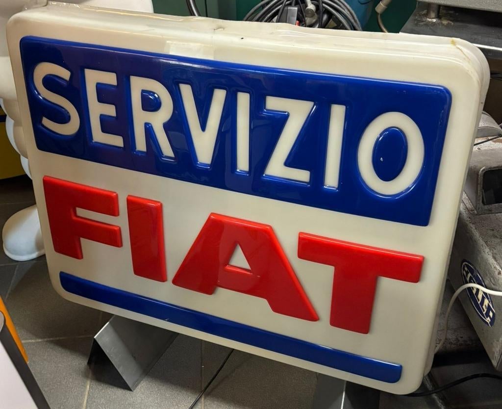 Fiat Servizio mooie oude lichtbakplaat 100cm reliëf letters, Ophalen, Reclamebord, Eu, Gebruikt