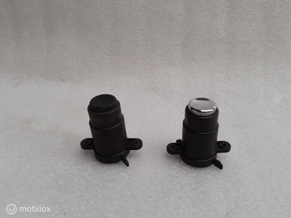 Achterklep Drukknop Range Rover P38 Slot Druk Schakelaar, Land Rover, Ophalen of Verzenden, Gebruikt, Land Rover