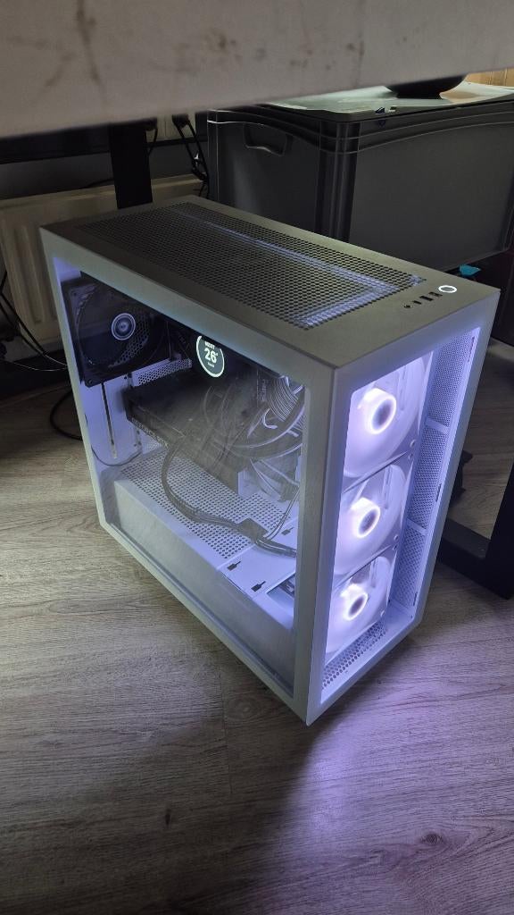 PC case, Ophalen, Zo goed als nieuw