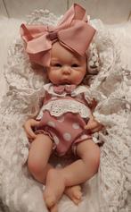 Mooie Reborn Baby volledig Siliconen, Ophalen of Verzenden, Zo goed als nieuw, Babypop