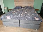 Grijze Karlsson boxspring 180 bij 210 incl. latex topper, Ophalen, 210 cm, Tweepersoons, Zo goed als nieuw