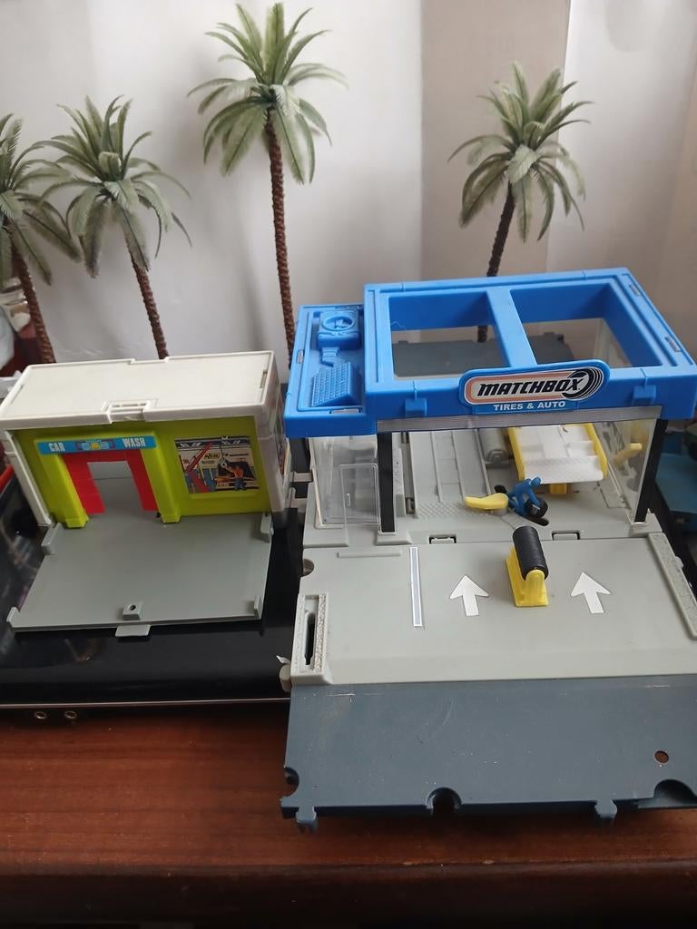 Matchbox Car Wash en  Garage. Vanaf:, Hobby en Vrije tijd, Ophalen of Verzenden, Auto