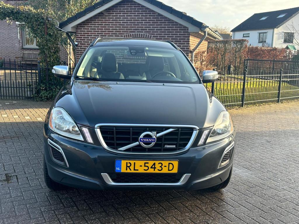 Volvo XC60 2.4D R-Design, Auto's, Euro 5, Stof, Zwart, Zwart