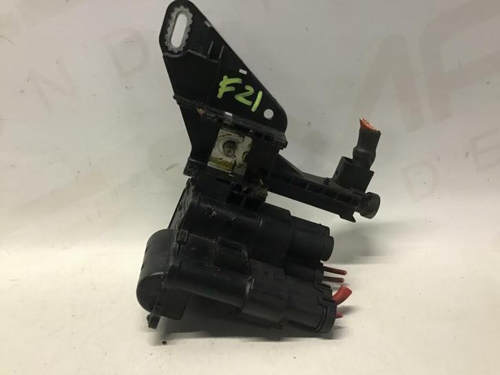 Stroomverdeler BMW 1-serie F21 118i ('11->) 10688710, Auto-onderdelen, Motor en Toebehoren, BMW, Gebruikt, Ophalen of Verzenden