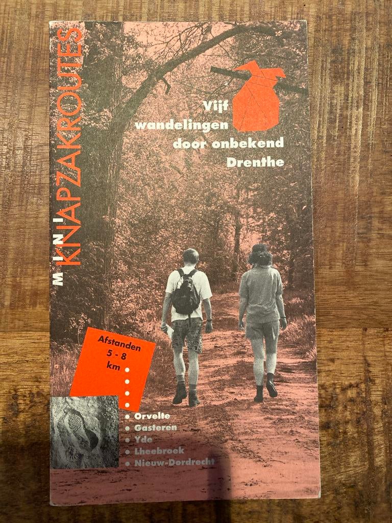 Knapzakroutes Drenthe: 5 wandelingen door onbekend Drenthe, Fiets- of Wandelgids, Ophalen of Verzenden, Benelux, Gelezen