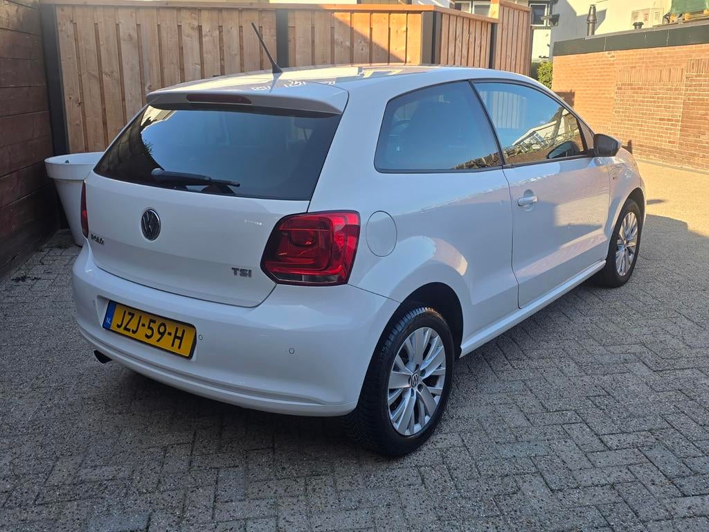 Volkswagen Polo 1.2 TSI 77KW/105PK  l Cruise cc l 2014, Auto's, Voorwielaandrijving, Wit, 988 kg, 1200 kg