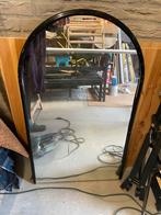 Gebogen spiegel met zwarte rand, Ophalen, Gebruikt, 100 tot 150 cm, Overige vormen