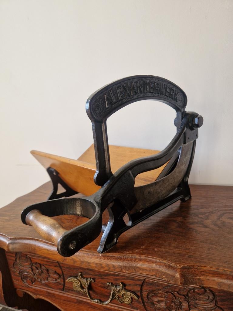 Antieke broodsnijmachine • Alexanderwerk, Ophalen of Verzenden